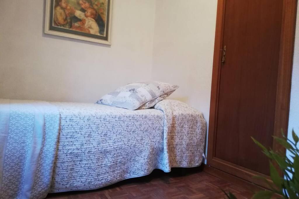 Апартаменти Apto. Rural Las Candelas. La Covatilla Канделаріо Екстер'єр фото